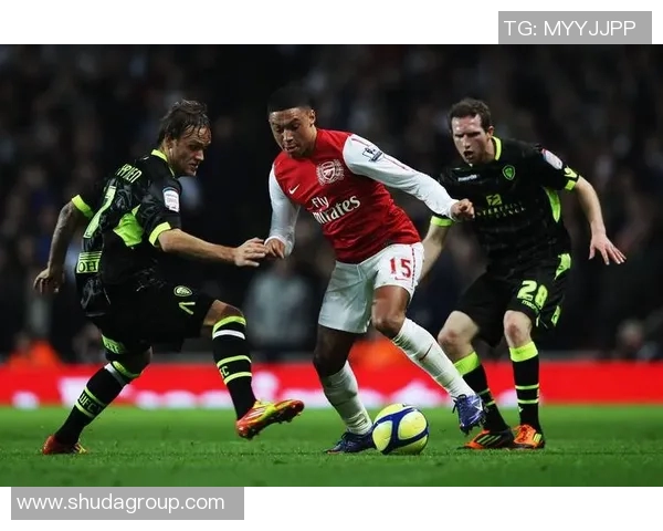 竞彩足球周日赛事精彩回顾与分析各大热门队伍表现亮点揭秘